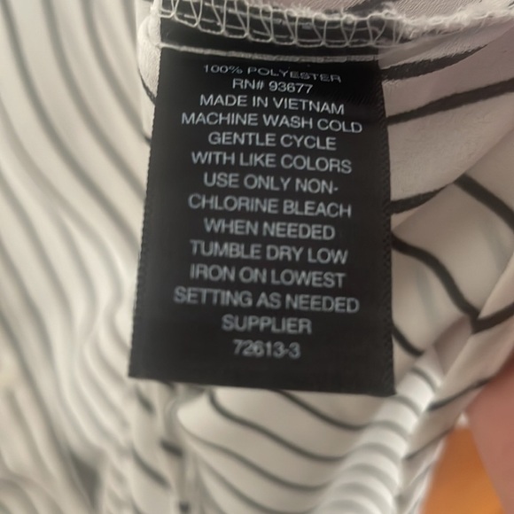 Worthington White Striped Sleeveless Button Down Shirt Sz Medium - Picture 3 of 5